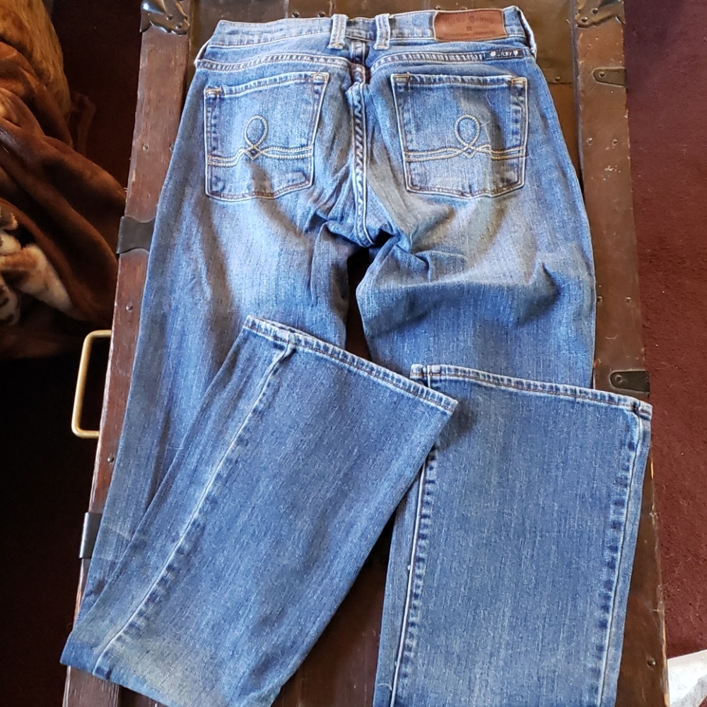 Lucky Jeans